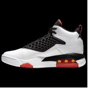 NIB  Mens Jordan Maxin 200 Orange/White/Black